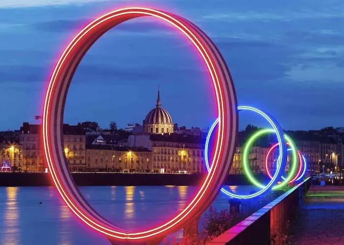 Bel Ecrin Sur L'ile De - Gare Tgv, Chu, Congres *